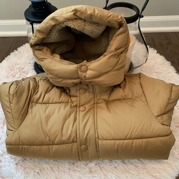 ✨Gap (NWT) Kids ColdControl Max Puffer Size M(8)✨ - Picture 5 of 5